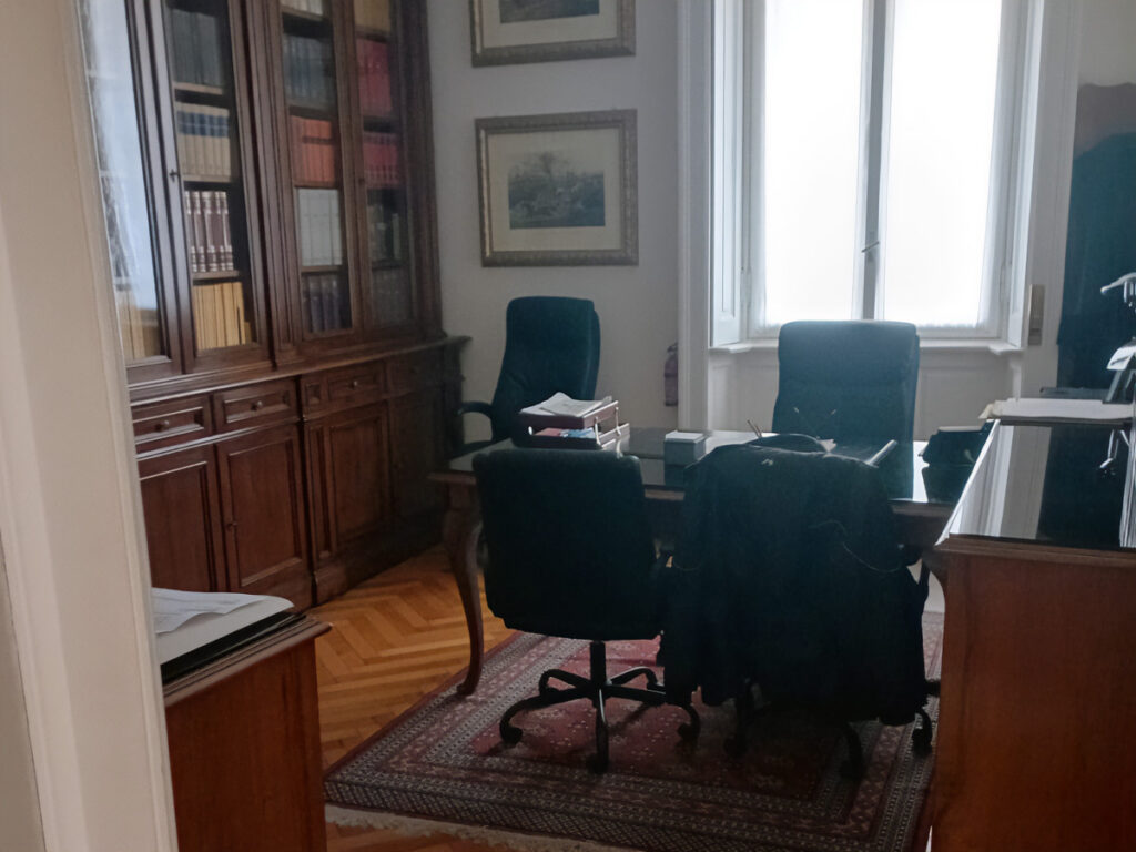 Studio fronte home